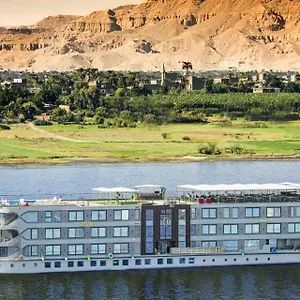 5* Botel Historia: Nile Cruise Boutique