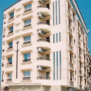 سوزانا الأقصر